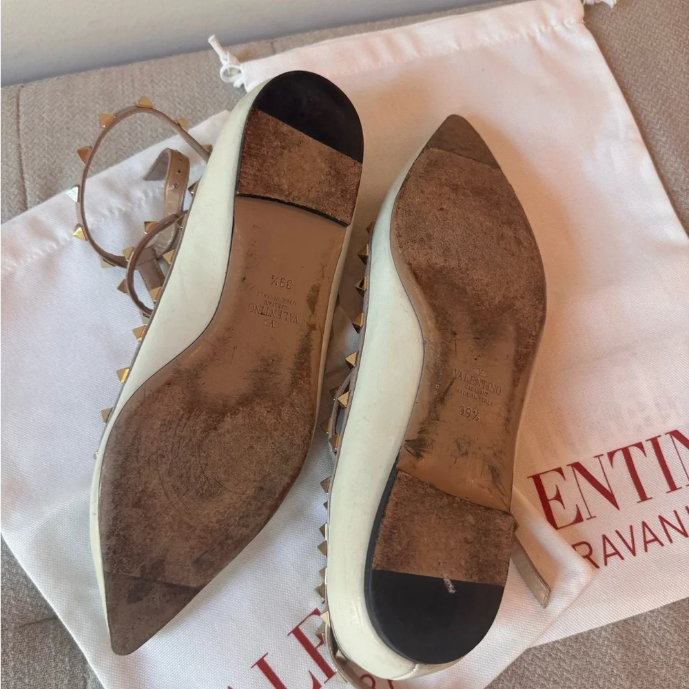 Valentino Cream and Tan Studded Flats / very good condition ⭐️ authentic - Picture 4 of 13